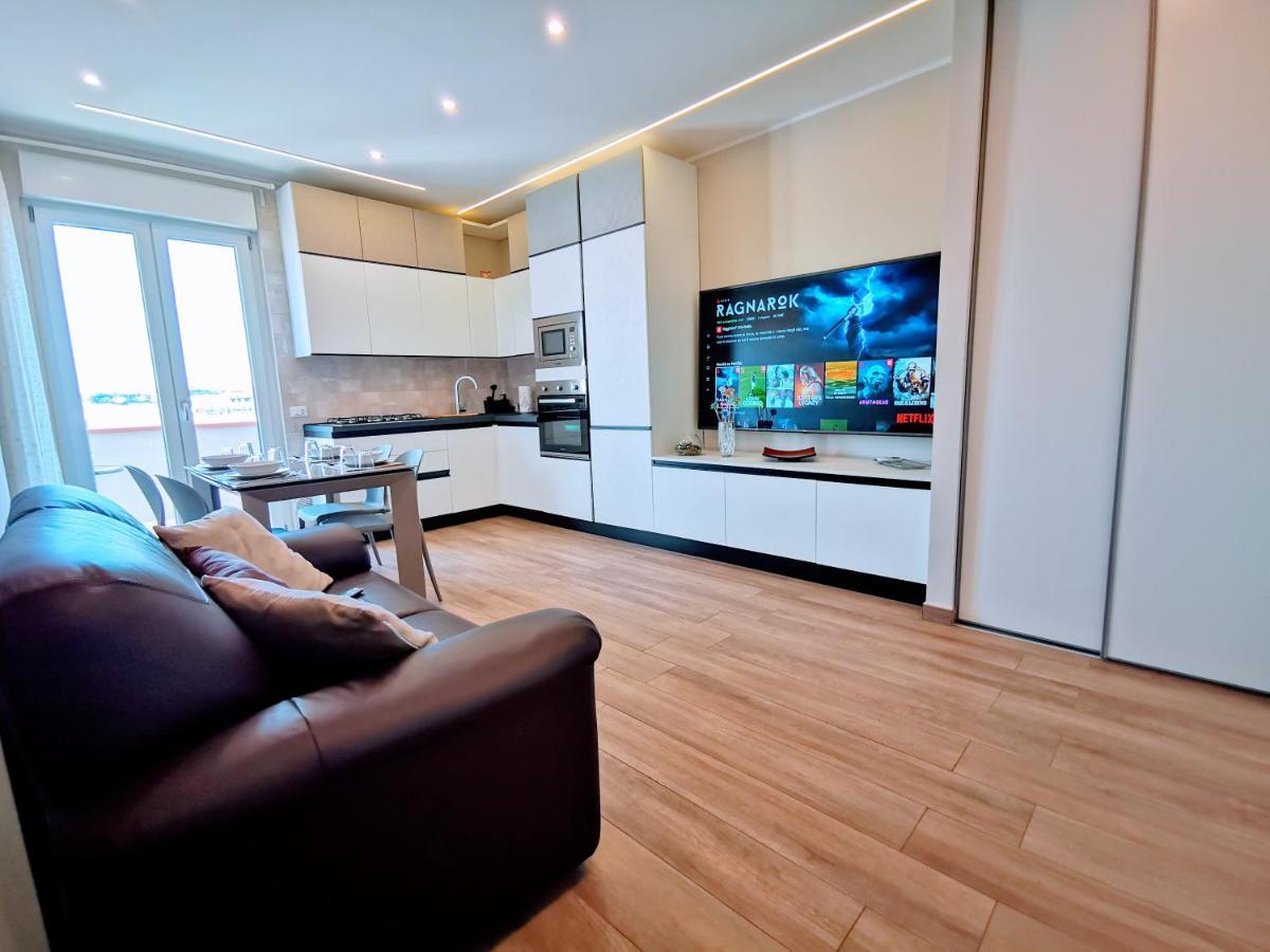 Attico Belvedere Centralissimo Vista Mare Appartement Termoli Buitenkant foto