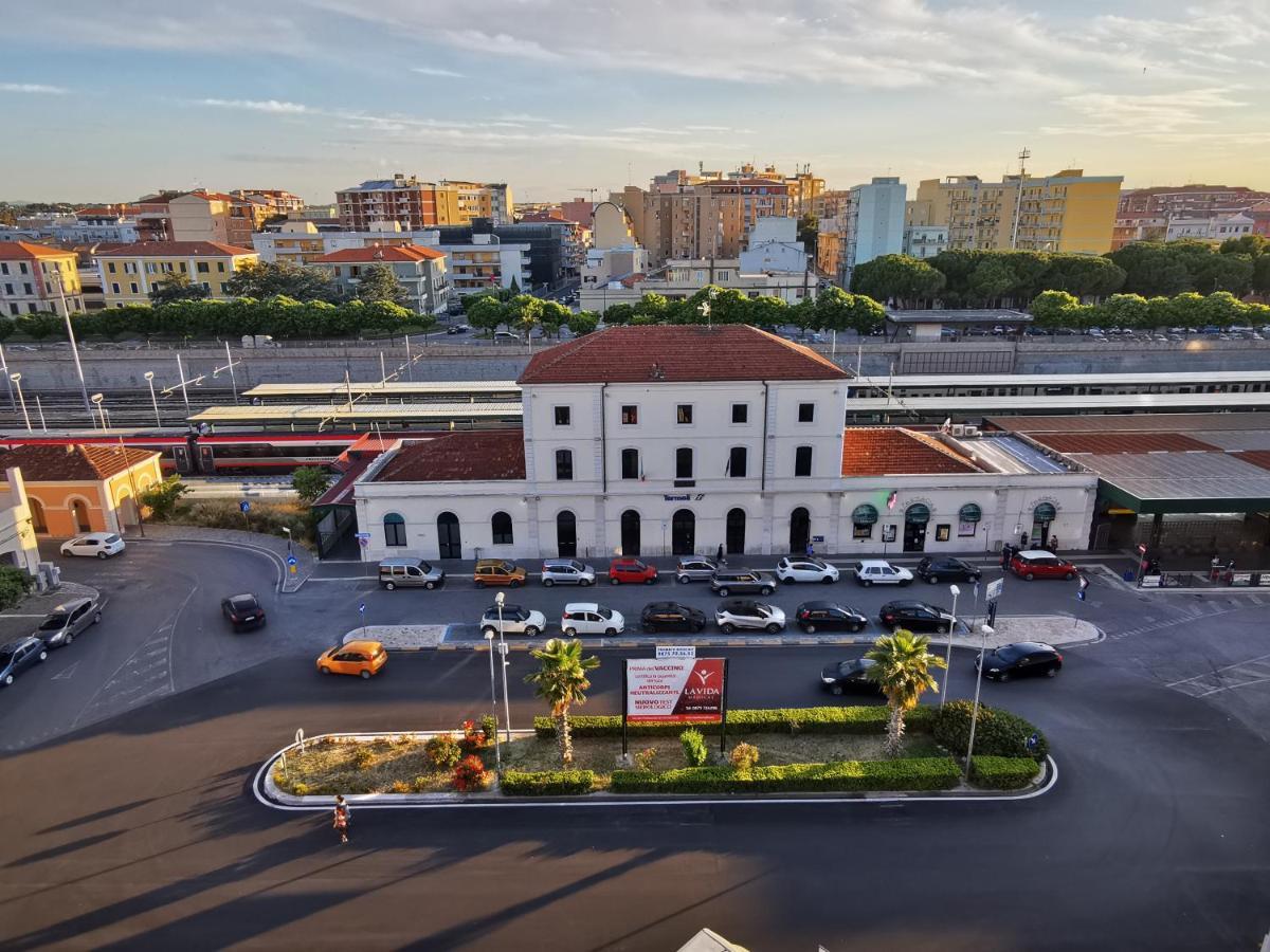 Attico Belvedere Centralissimo Vista Mare Appartement Termoli Buitenkant foto